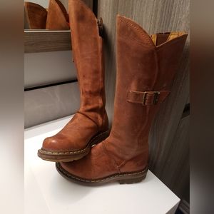 Dr martens boots 👢